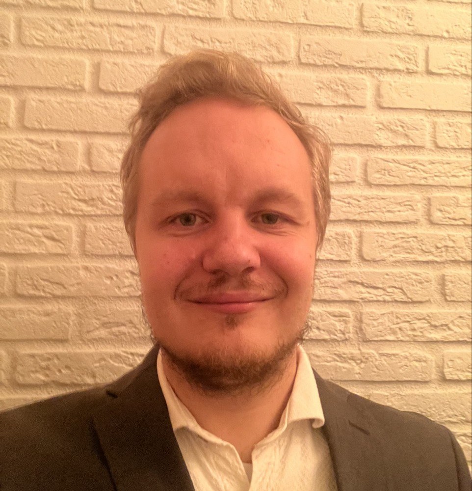 Михаил Кравцов